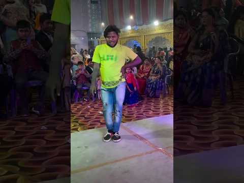 पीछे देखिए #video झाकॊर मारे झूलनी #pramod premi Yadav jhakora  Mare jhulani #trendingshorts