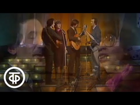 Споемте, друзья. С участием композитора А. Мажукова (1986)
