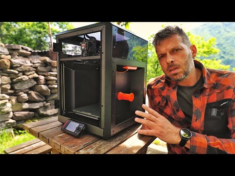 Una stampante 3D in baita. Autarchia tecnologica o blasfemia? Prusa Core One