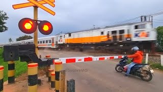 Alarm Cempreng | Perlintasan Kereta Api Baru KYOSAN | Palang Otomatis NIPPON