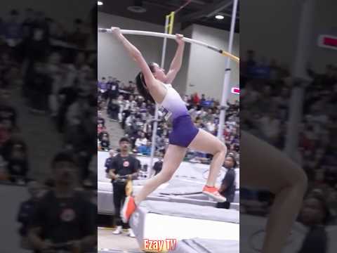 🇺🇸 Proud of America 🇺🇸 | Amanda Moll's Sky-Touching Vault 🚀🌟