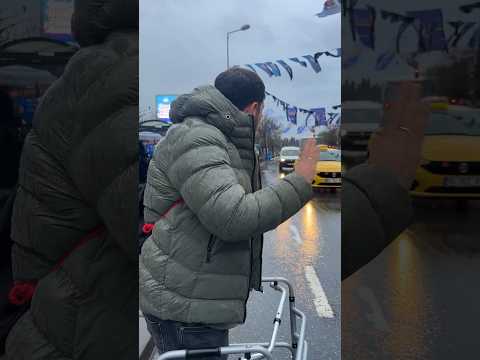 Taksicinin taksi sorunu olmaz mı?Taksi sorununa sebep olan şey bireyler mi yoksa bozuk sistem mi?