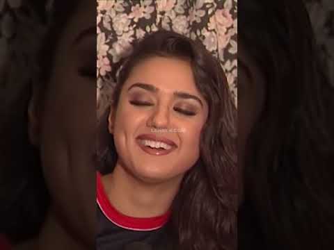 Preity Zinta shares a funny Diwali incident 🤣🤪#shorts #ytshorts #prityzinta #retro #flashback #viral