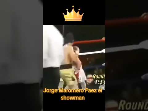 siendo su pancho y es un mejor peleador siendo show para la gente y emoción