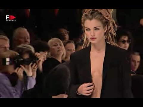 CHANEL Spring 1998 Paris - Fashion Channel