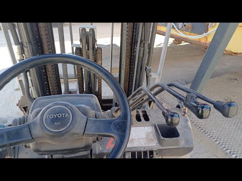 How to drive diesel forklift
