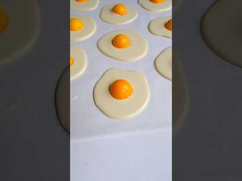 Chocolate eggs 🍳 easy Easter treat! Is it cake #cakedecorating #cake #baking