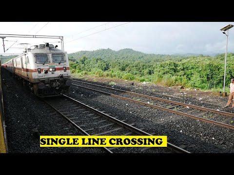 WAP7 Mangala + WAG9 Ganpati Special + Tirunelveli Dadar Konkan Crossings With Udhna Mangalore