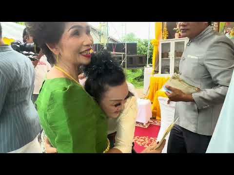 พ่อยาว รับเป็นพ่อพราหมณ์ บุญบวช เพื่ออุทิศหาพ่อสงกรานต์ นามวงษา #สาวน้อยเพชรบ้านแพง