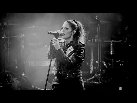 The Interrupters - "Alien" (Live in Los Angeles)