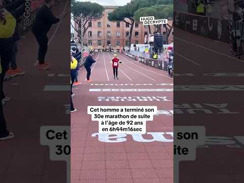 Cet homme a terminé son 30e marathon de suite à l’âge de 92 ans en 6h44m16sec