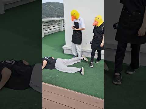 카페 매출 올리는... 어?