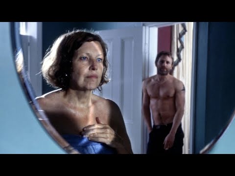 ABUELA ES AMANTE DEL NOVIO DE SU HIJA RESUMEN (Resumen De Películas)