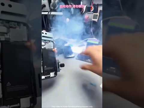 মোবাইল থেকে ব্যাটারি খোলার সময় ব্যাটারি  ব্লাস্ট হয়ে গেল তার পর কি হলো। #shortsviral /#shortvideos