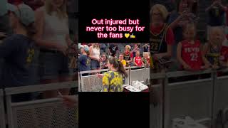 Caitlin Clark Still Showing Love to Fans While Injured 💛