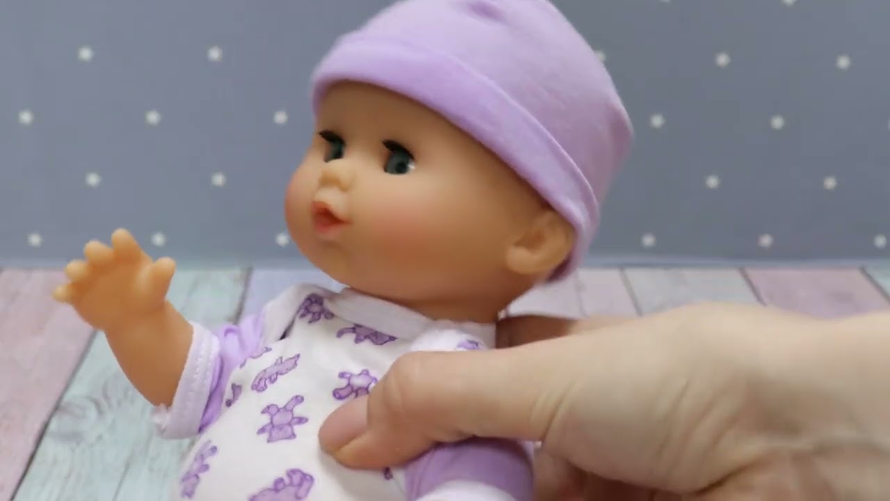 Пупс Lotus с аксессуарами функциональный твердое тело 25см в ассортименте - видео Пупс Lotus с аксессуарами функциональный твердое тело 25см в ассортименте - видео