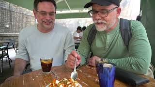 Aventura gastrónomica por Barcelona con el Chef Oswaldo / Bar Mendizabal en el Raval .