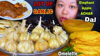 LOT OF GARLIC/ LESUN BHARTA, DAL, CHAWAL, OMELETTE & ELEPHANT APPLE ACHAR MUKBANG | VEG FOOD ASMR
