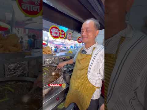 दिल्ली का famous japani samosa #ytshorts #trending #shortsfeed #eastdelhifood #samosa #dehlifood