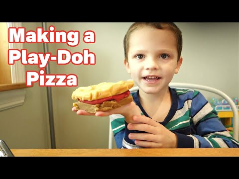 How to Make a Play-Doh Pizza // Mommy Etc