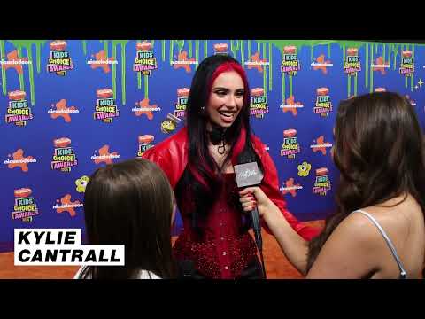 Kylie Cantrall Talks "Descendants: The Rise of Red" at the Kid's Choice Awards | Hollywire