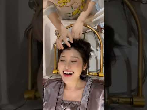 Nhân viên spa khịa chị Hồng Anh và cái kết | Bùi Hồng Anh OFFICIAL #shorts