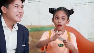 Estudiante rico vs estudiante pobre en la escuela