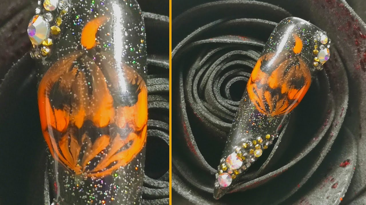 Halloween Pumpkin with Blooming Gel and Holo - Nail Art Tutorial