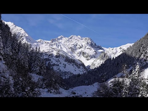 YouTube video thumbnail: Eight Skiers Rescued Alive After Avalanche at Austria’s Stubai Glacier