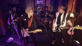 Green Day suena en Valencia 💥 GREEN LAND revienta Black Note con todos sus himnos