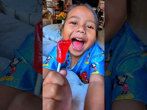 Mama Riska Vlog Anterin Sekolah Rafisqy Elsa Makan Lollipop Permen Kaki, Squidgame Demam gak Sekolah
