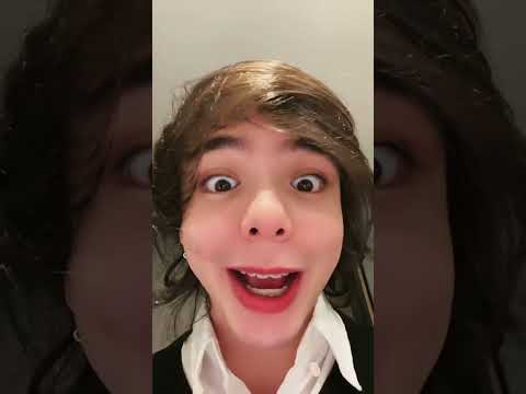 LES PRESENTO A MI NOVIA