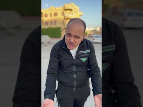 صاحبك المكئتب دايماً 😂❤️