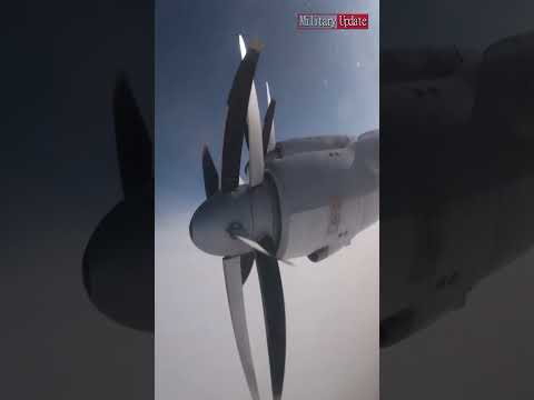 Tu-95MS Strategic Bomber Launches Air Launched Cruise Missile #military #russianbomber