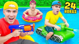 24 HORAS EN PISCINA LLENA DE INFLABLES !!
