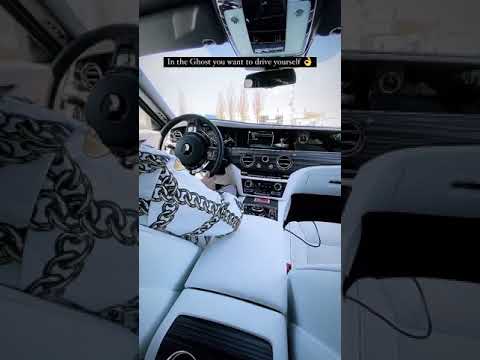 55528 The New Rolls Royce Ghost 2021 shorts