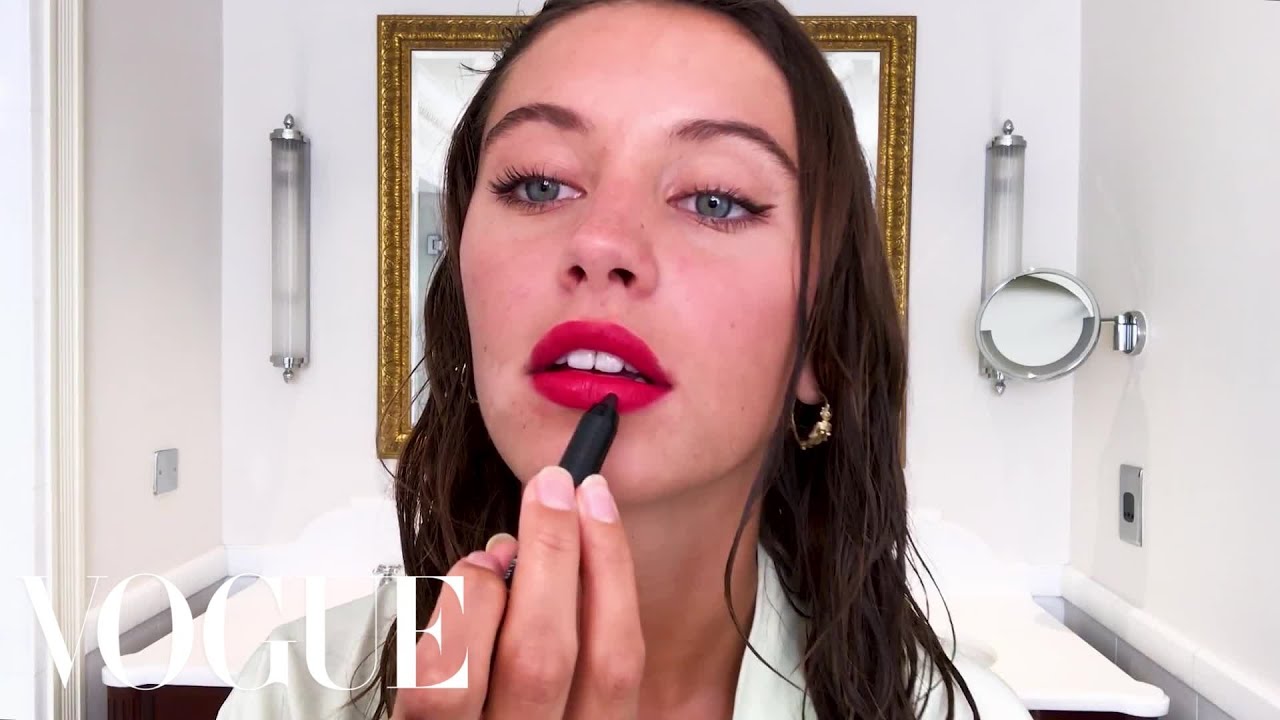 Iris Law’s Guide to Glowing Skin and a Red Lip