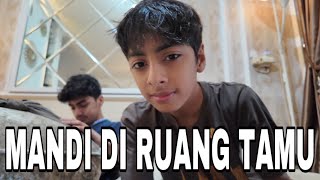 PRANK ZIHNI MANDI DI RUANG TAMU.!