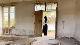 Beautiful girl renovates the shabby little house her grandma gave her
