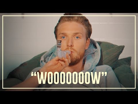 Bastiaan rookt DMT (N, N-Dimethyltryptamine) | Drugslab