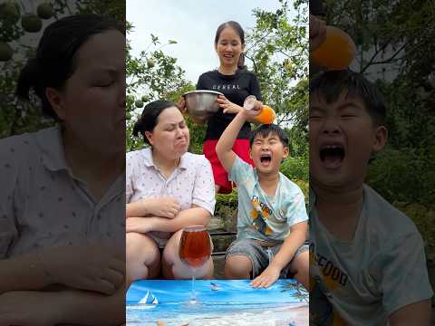 Hai mẹ con trêu trọc nhau siêu dễ thương 😂😱👶🏻♥️👴 #shorts #cute