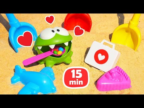 🍭 ¡Om Nom lo prueba TODO! | Video de juguetes para niños