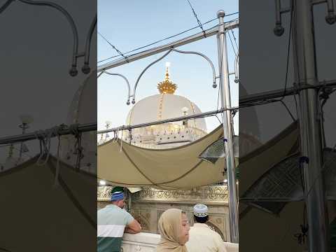 Ya Garib Nawaz 👑💖#motivation #inspiration #islamicvideo #kgn #ajmer #shotsfeed #sahilkhan899