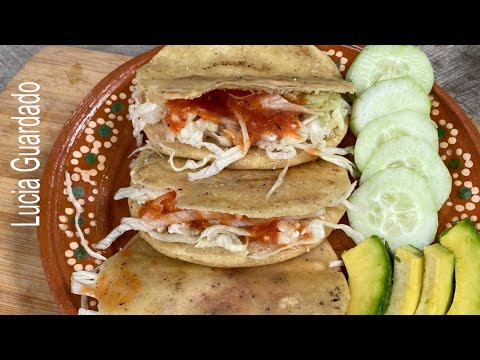 Gorditas Rellenas con Queso