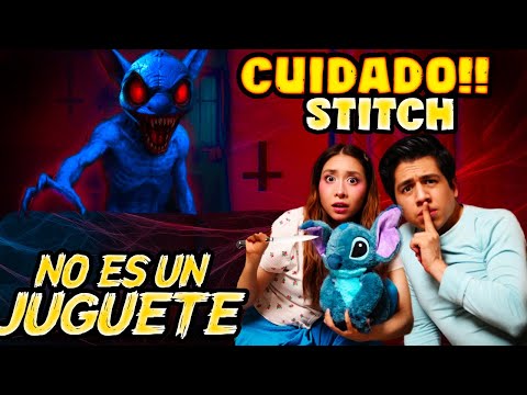 ABRÍ PELUCHE MALDITO de STITCH... lo CAPTAMOS EN CÁMARA HABLANDO 😱 EL LADO OSCURO DE LILO Y STITCH