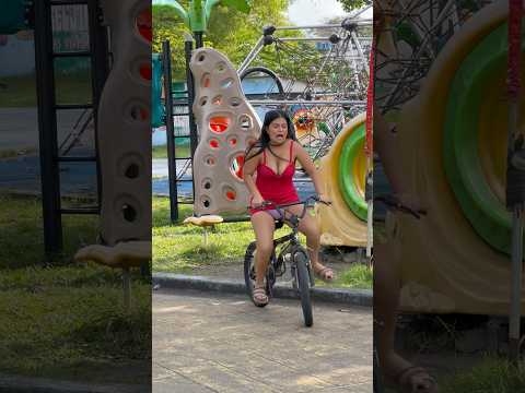 La bicicleta misteriosa😂 #funny #shortvideo #humor #viralvideo #comedia #comedy #shorts #short