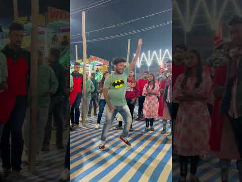 public ke bich Jabardast dance #short #trending viral #dance (#dancersunnyarya)