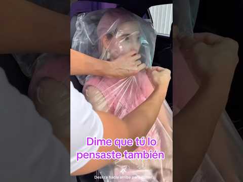 Hasta la muñeca viven con dinero. #love #youtubeshorts #viralvideo #youtube #ytshorts #trending