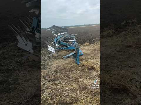 Трактор сила  #farming #agriculture #т25 #fendt #johndeere #newholland #т40 #мтз #юмз6 #юмз