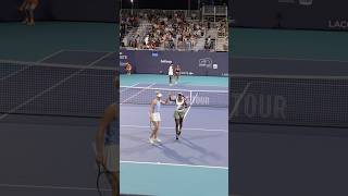 Hot Shot 💥 Erin & Asia  #tennis #erinroutliffe #asiamuhammad #miamiopen #tennisplayer